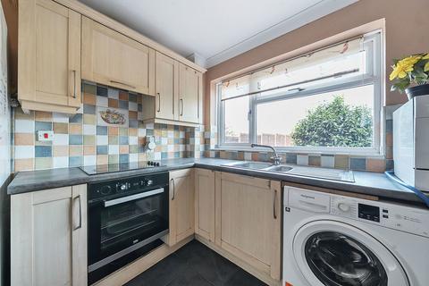 36 Burntwick Drive, Lower Halstow, Sittingbourne, ME9 7DX