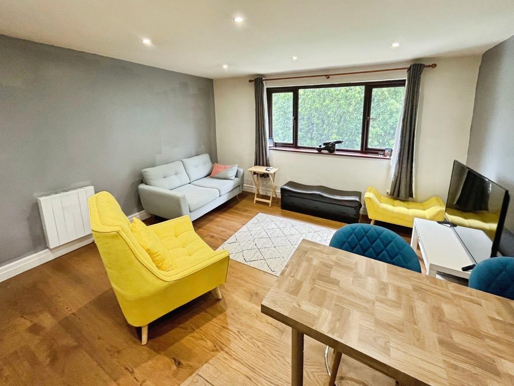 Lounge/Kitchen
