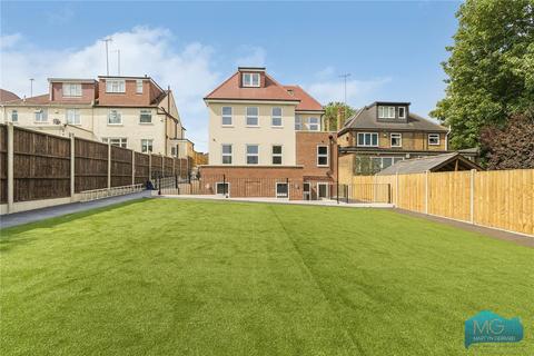 3 bedroom apartment for sale, Beaconsfield Road, London, N11