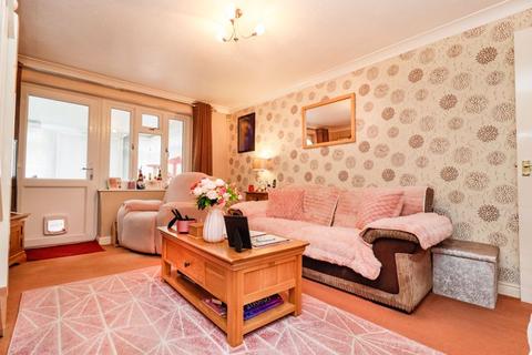 58 Shanklin Close, Great Sankey, Warrington, WA5 3JN