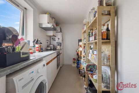 2 bedroom apartment for sale, Well Street, London