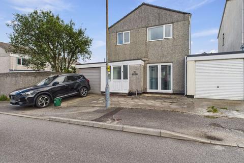 undefined, Boscarn Road, Redruth - Generous lounge/diner
