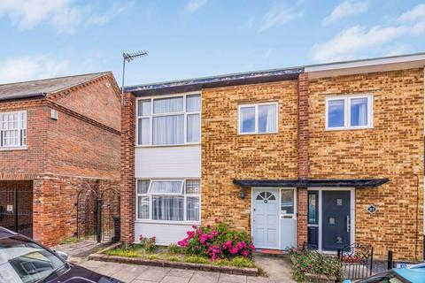 3 bedroom semi-detached house for sale, St. Thomas's Street, Old Portsmouth