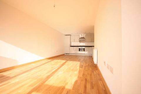 2 bedroom flat for sale, Smeaton Court, Hertford SG13