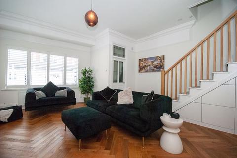 undefined, Glendale Gardens, Leigh-On-Sea