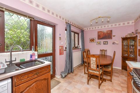 4 bedroom semi-detached house for sale, Henley Fields, Tenterden TN30