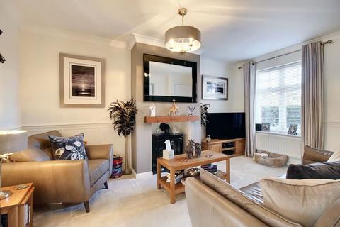 80 Gordon Close, Ashford, TN24 8RQ