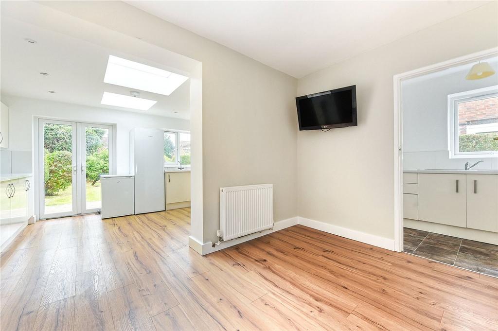 Kitchen/Dining