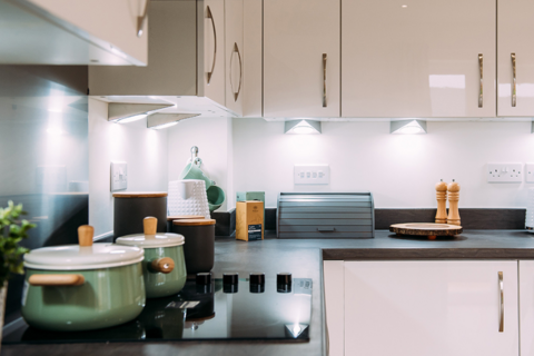 2 bedroom apartment to rent, at The Gateway, Brick Kiln Road, Manchester, M12 M12