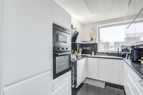 3 bedroom flat for sale, Seabright, West Parade, Worthing, West Sussex, BN11