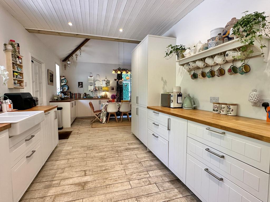 Family Dining Kitchen