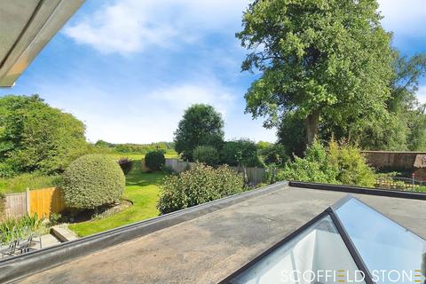 16 Lodge Close, Etwall, Derby, DE65 6NA