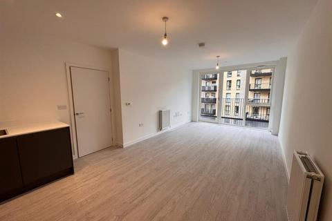 undefined, Farine Avenue, London UB3