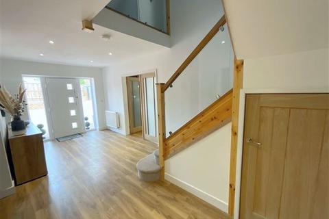 undefined, Rotherham Road, Maltby, Rotherham, S66 8NA