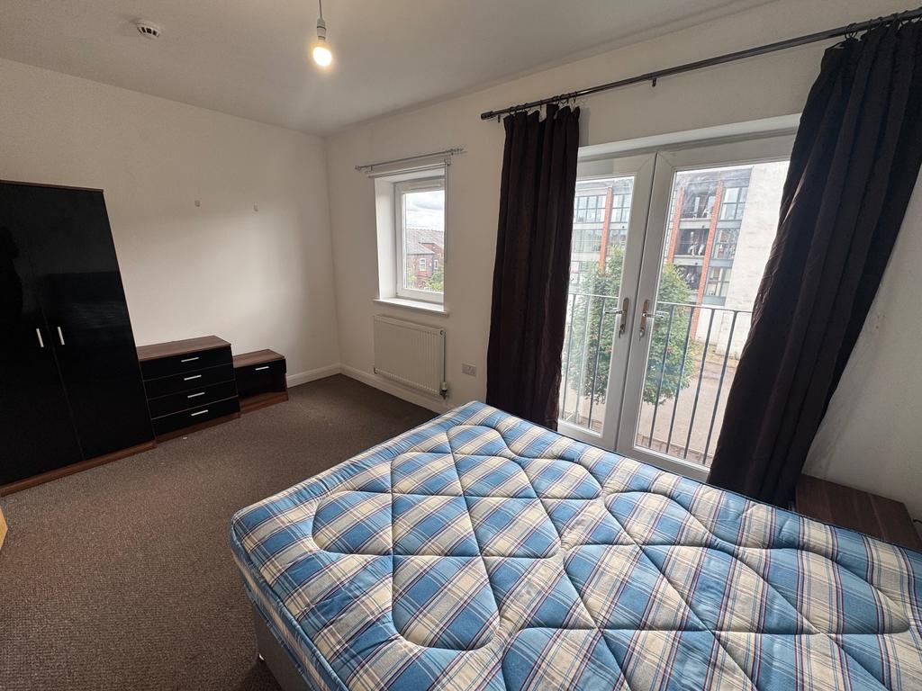 House in Manchester, Moss Side - View 4