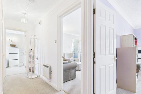2 bedroom apartment for sale, Wortley Road, Highcliffe, Christchurch, Dorset, BH23