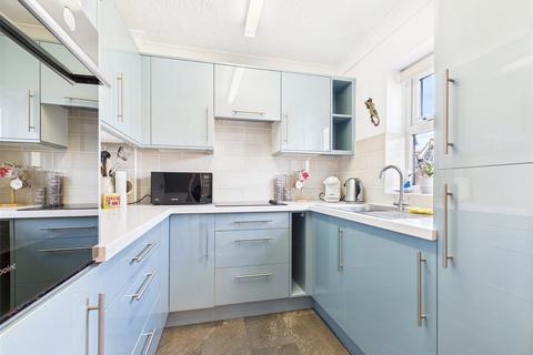 2 bedroom apartment for sale, Wortley Road, Highcliffe, Christchurch, Dorset, BH23