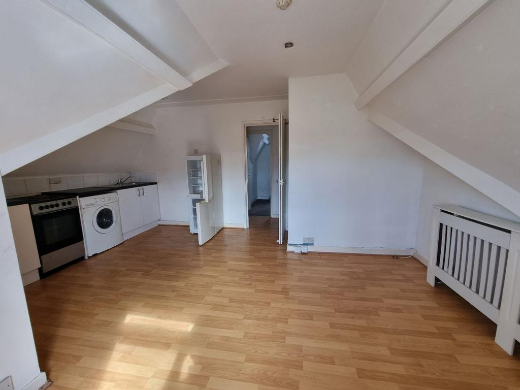 Kitchen/living room