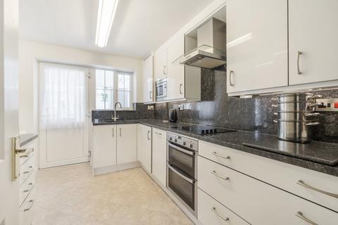56 Baileys Gate, Cotford St Luke, Taunton, TA4 1JE