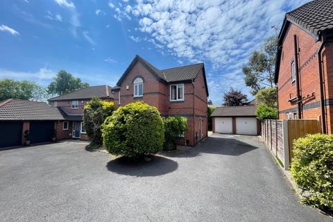 19 Beauly Close, Ramsbottom, Bury, BL0 9WB
