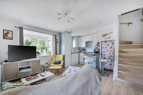 1 bedroom semi-detached house for sale, Firs Close, Mitcham CR4
