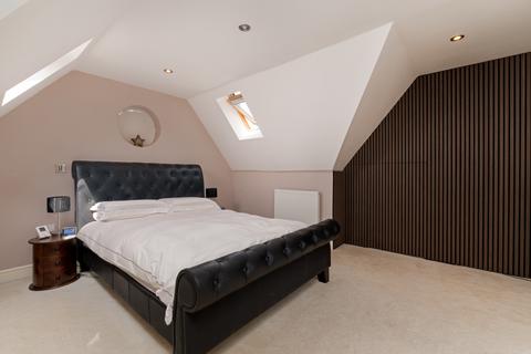 3 Harbridge Close, Stansted, CM24 8FD