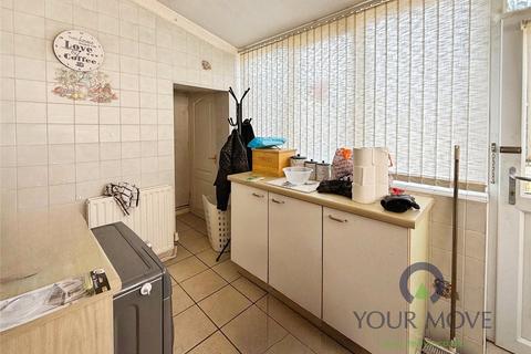9 Grays Road, Carlton, Barnsley, S71 3JW