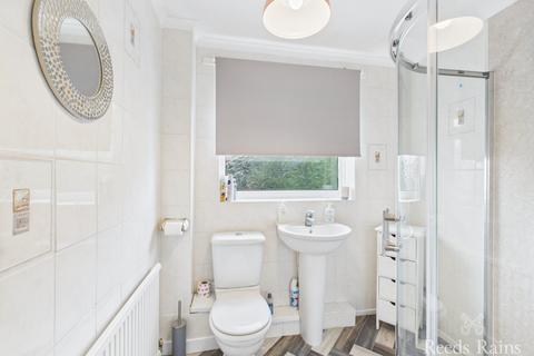 3 bedroom semi-detached house for sale, Truro Close, Hull HU7