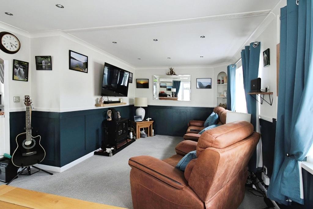 Living/Dining Room