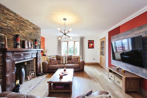 5 bedroom detached house for sale, Hawthorne Farm Court, Bolton-upon-Dearne, Rotherham, South Yorkshire, S63
