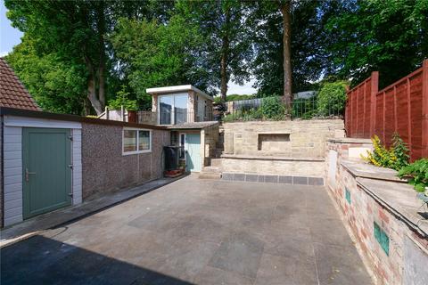 2 bedroom bungalow to rent, Hollin Head, Shipley BD17