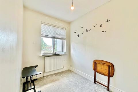 78 Lullingstone Avenue, Swanley, BR8 7JW