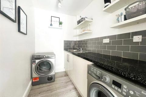 78 Lullingstone Avenue, Swanley, BR8 7JW