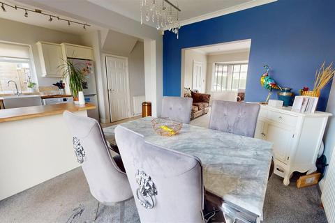 3 bedroom semi-detached house for sale, Burnside Avenue, Shelf, Halifax