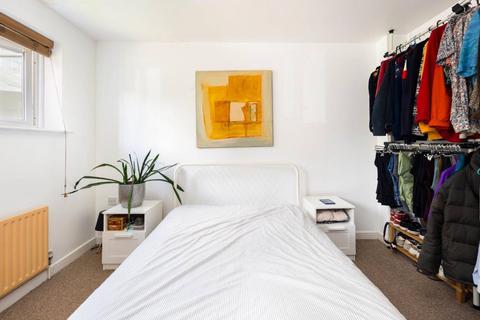 Flat 2, 3 Menai Place, London, E3 2BF