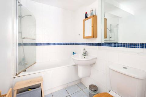 Flat 2, 3 Menai Place, London, E3 2BF