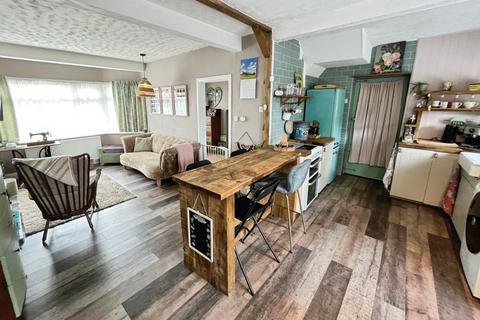 undefined, Cleveleys Avenue, Leicestershire LE3