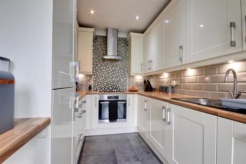 14 Collynson Close, Willerby, Hull, HU10 6AS