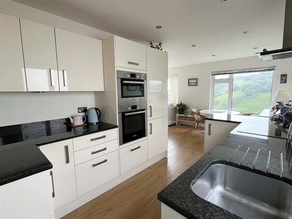 Kitchen Alternative.jpg