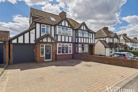 4 bedroom semi-detached house for sale, Tring Road, Aylesbury HP20