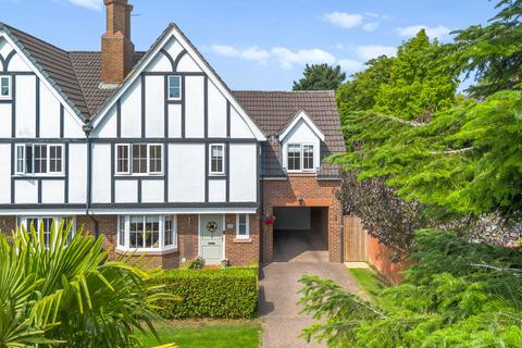 2 Alcott Place, Winwick, Warrington, WA2 8XN