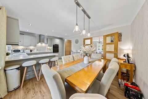 2 Alcott Place, Winwick, Warrington, WA2 8XN