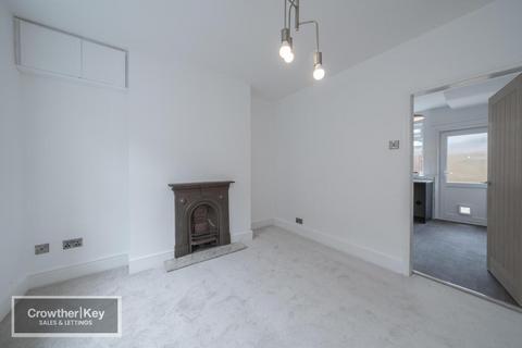 undefined, Hollins Avenue, Buxton