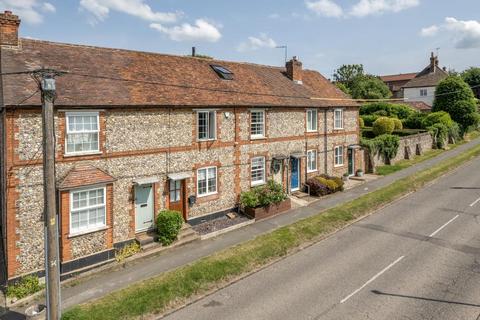 2 bedroom cottage for sale, Lane End,  Buckinghamshire,  HP14