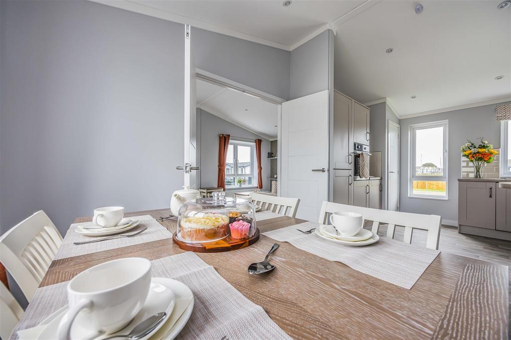 Plot 26 Littlehampton Marina-Small-Portico Marketin