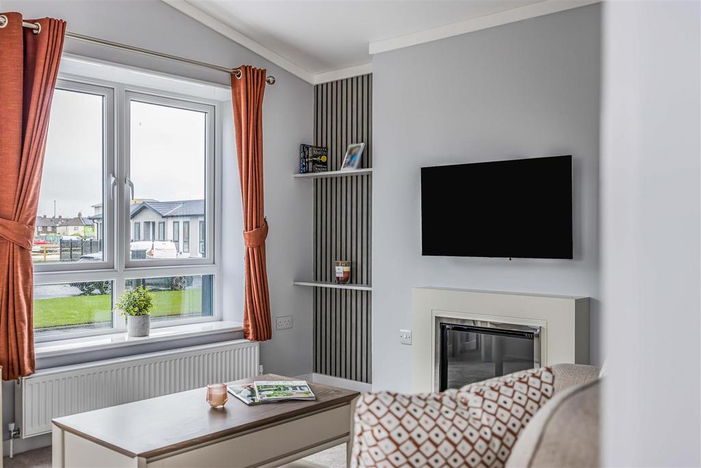 Plot 26 Littlehampton Marina-Small-Portico Marketin