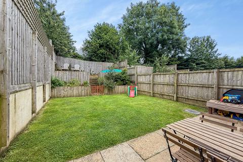 4 Lower Broad Park, West Down, Ilfracombe, EX34 8FQ