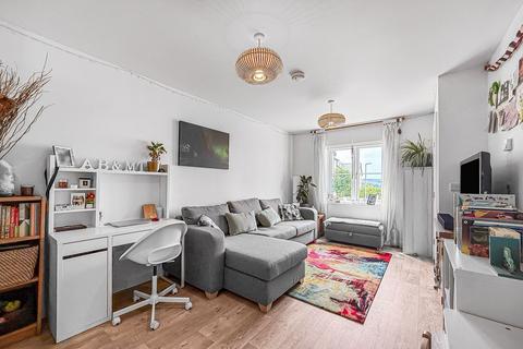 4 Lower Broad Park, West Down, Ilfracombe, EX34 8FQ