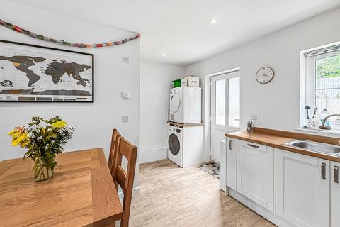 4 Lower Broad Park, West Down, Ilfracombe, EX34 8FQ