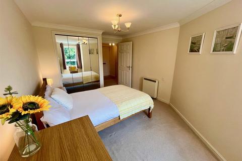 undefined, Danestrete, Stevenage